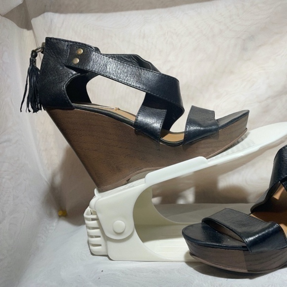 Steve Madden Womens Marie Platform Wood Leather Tassle Zip up Heels Size 6.5